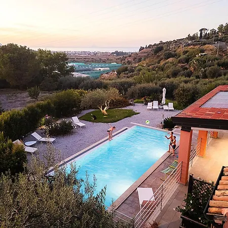 Bauernhof Bioagriturismo Antica Sena Milici